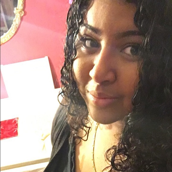 Meet your Posher, Yajaira - Picture 1 of 1